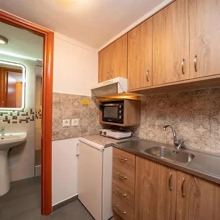 Vrettos Arts 아파트